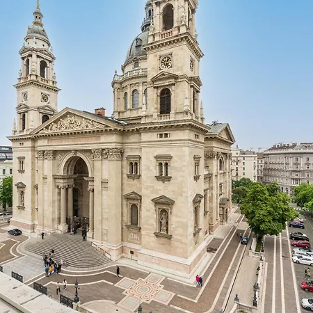 Basilika Breathless View 3 Bedrooms Luxury Flat Free Parking Upon Reservation *