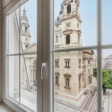 아파트 Monnalisa 3 Bedrooms With Private Bathrooms Facing Basilika Dream Flat - 1 Free Parking Upon Reservation 부다페스트