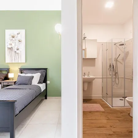 Monnalisa 3 Bedrooms With Private Bathrooms Facing Basilika Dream Flat - 1 Free Parking Upon Reservation * 부다페스트