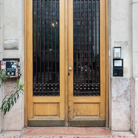 Monnalisa 3 Bedrooms With Private Bathrooms Facing Basilika Dream Flat - 1 Free Parking Upon Reservation