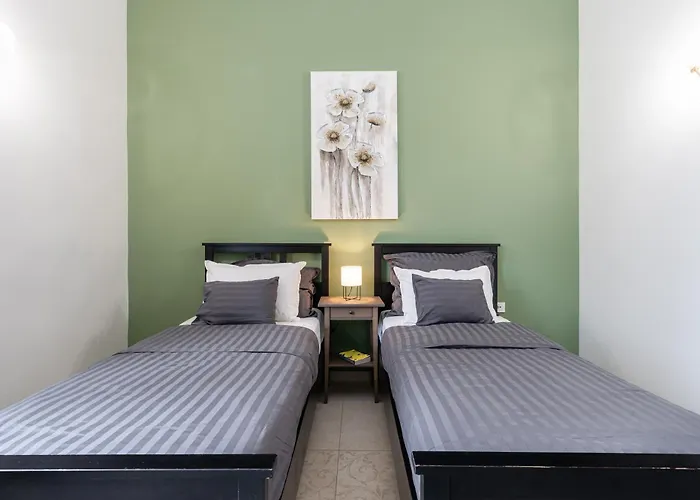 Monnalisa Basilika Breathless View 3 Bedrooms Luxury Flat Free Parking Upon Reservation *